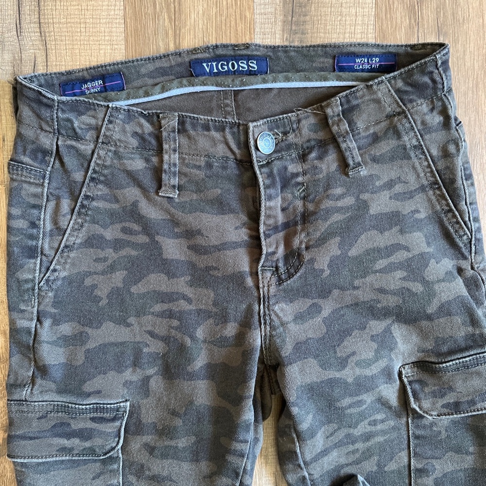 Vigoss Women's Skinny Camouflage Jeans - Picture 2 of 7
